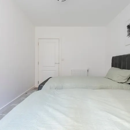 Stunning Luxury 2 Bedroom London Apartment Exterior photo