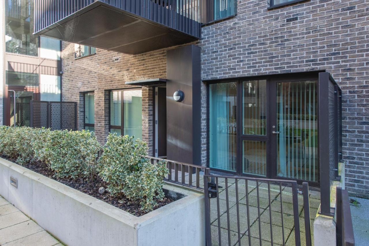 Stunning Luxury 2 Bedroom Apartment London