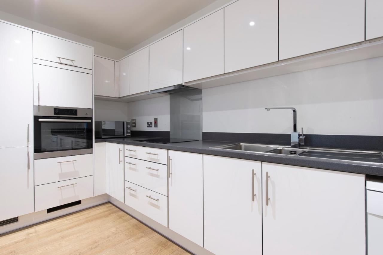 Stunning Luxury 2 Bedroom * London