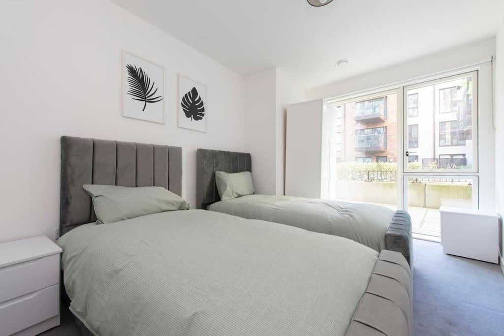 Apartment Stunning Luxury 2 Bedroom *
